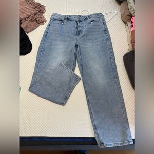 American Eagle mom jeans
